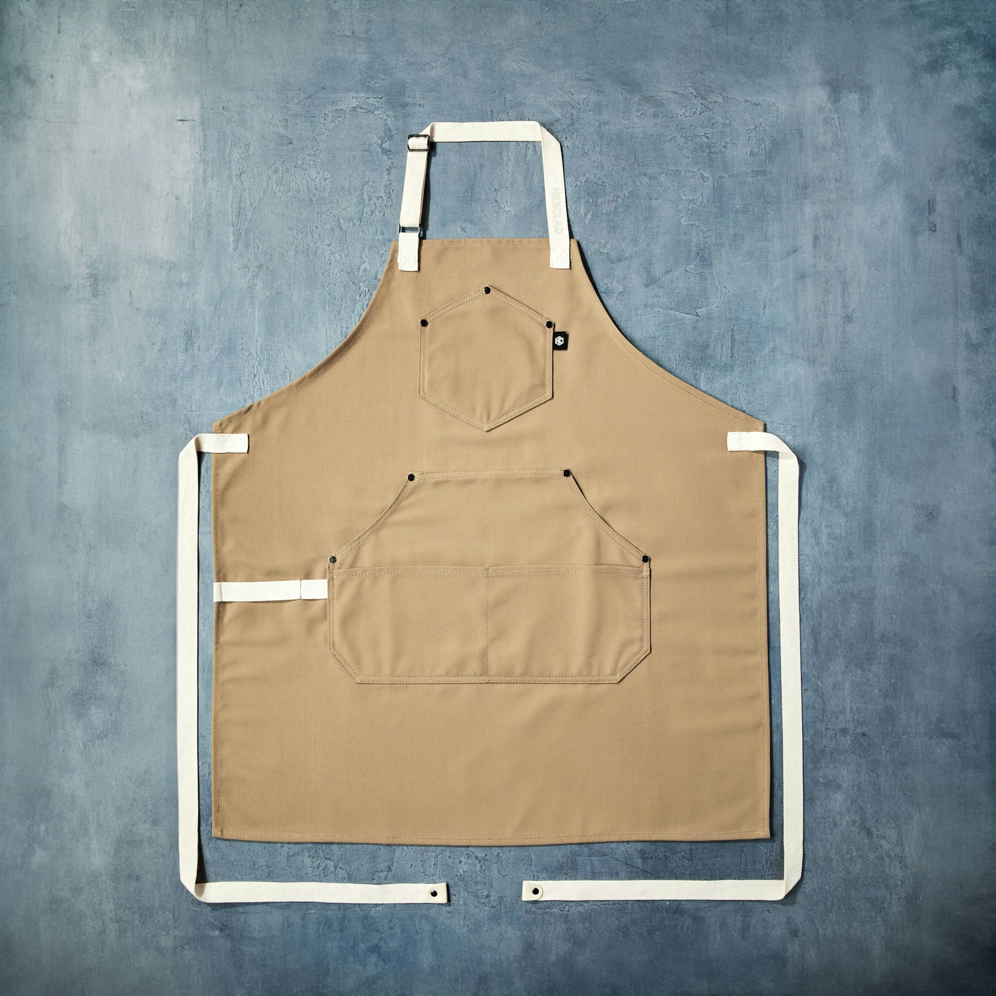 Eco Modern Apron (Sand) • HexClad
