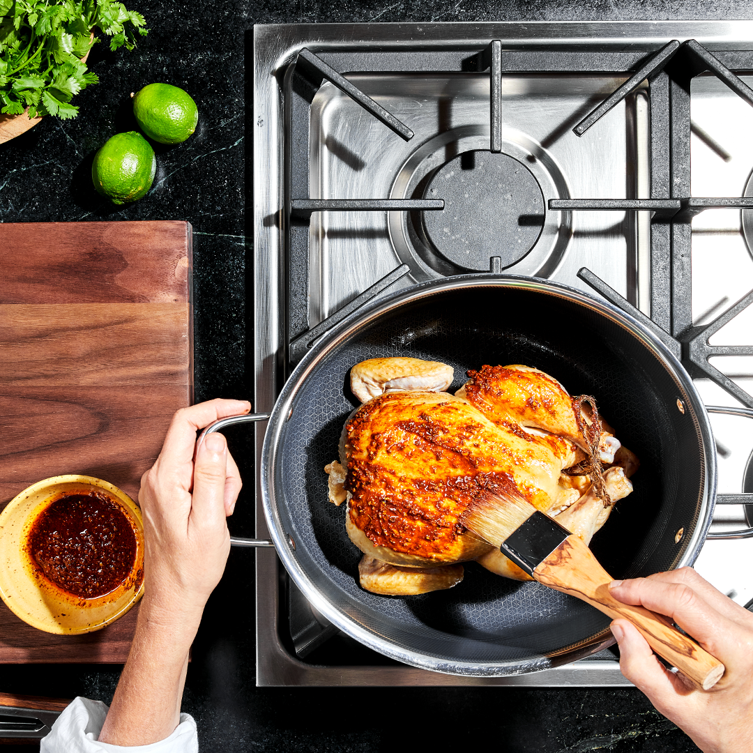 Hybrid Oval Dutch Oven, 6.5-Qt • HexClad