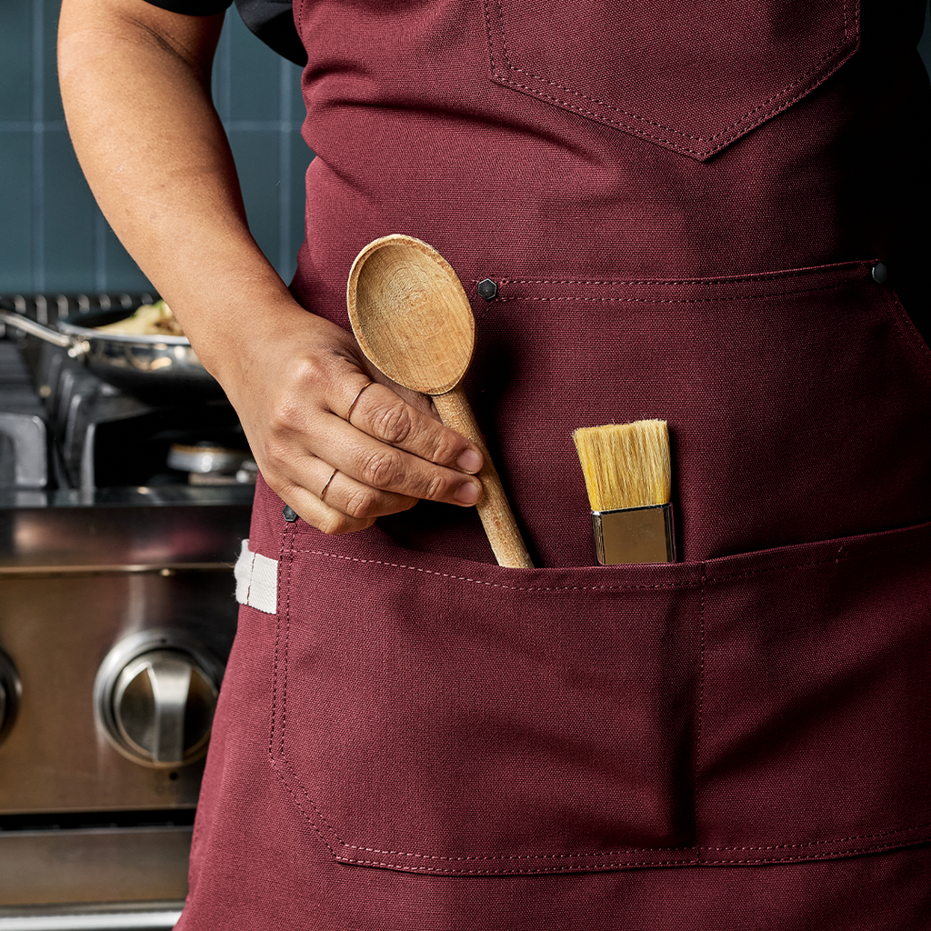 Eco Modern Apron (Crimson) • HexClad