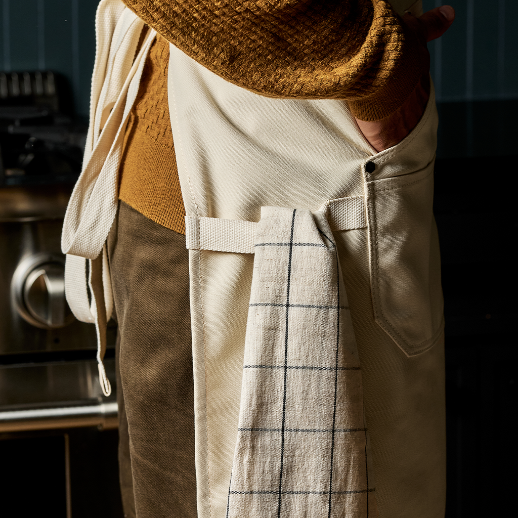 Eco Modern Apron (Ecru) • HexClad