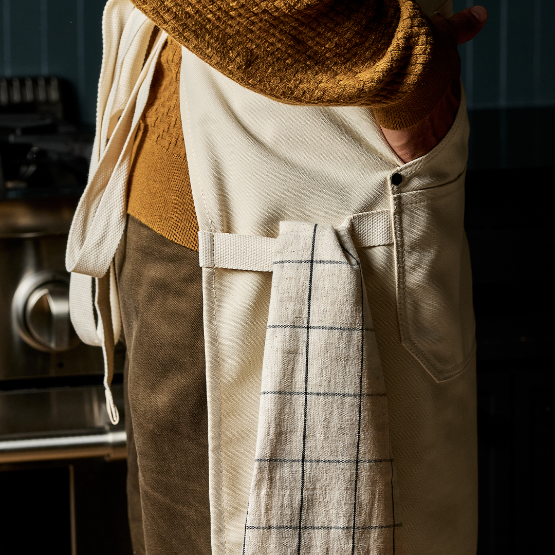 Eco Modern Apron (Ecru) • HexClad