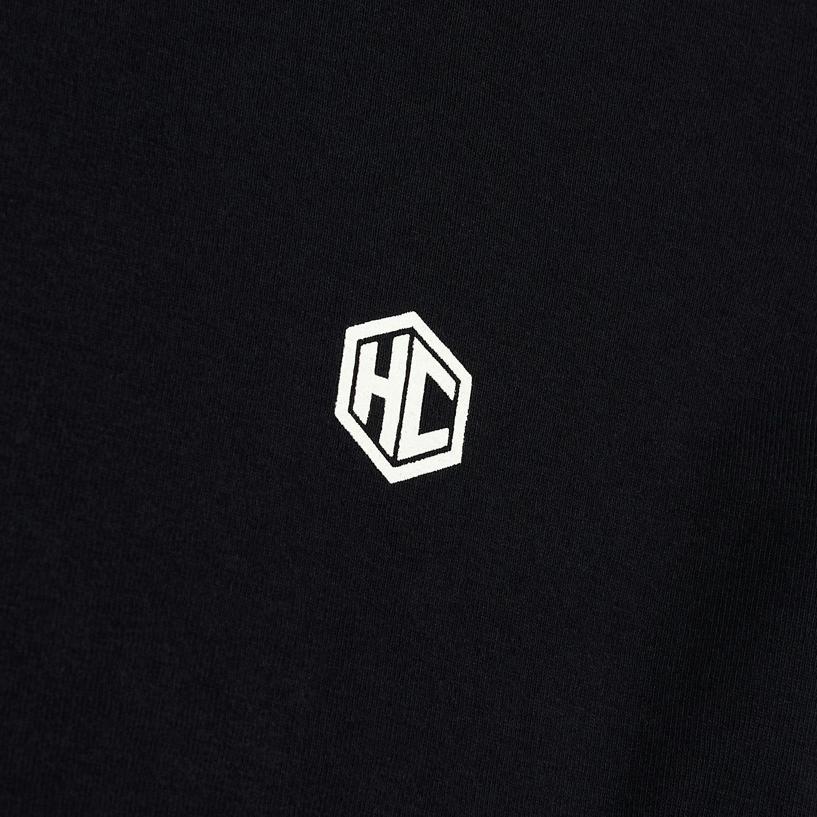 Classic Logo Badge Men's Long-Sleeve T-Shirt • HexClad