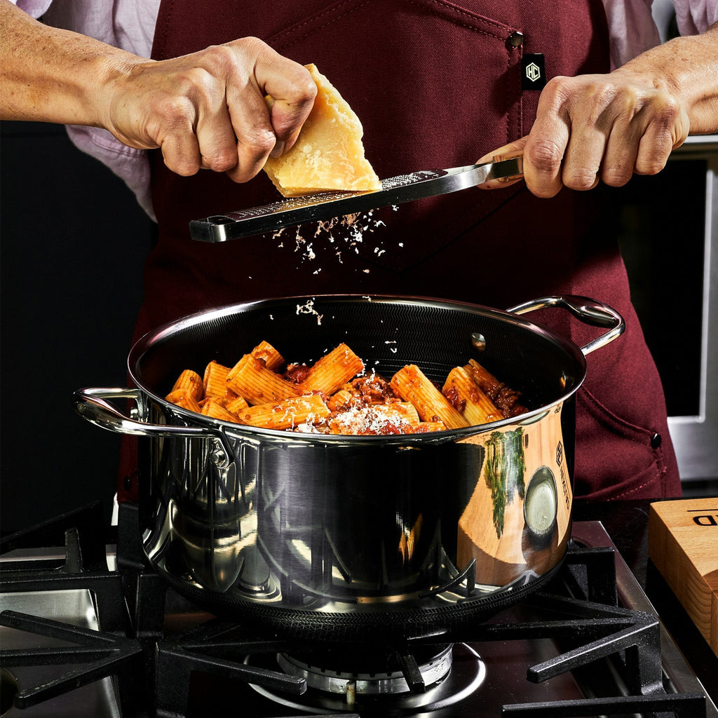 Hybrid Pot Set with Lids, 6-pc • HexClad