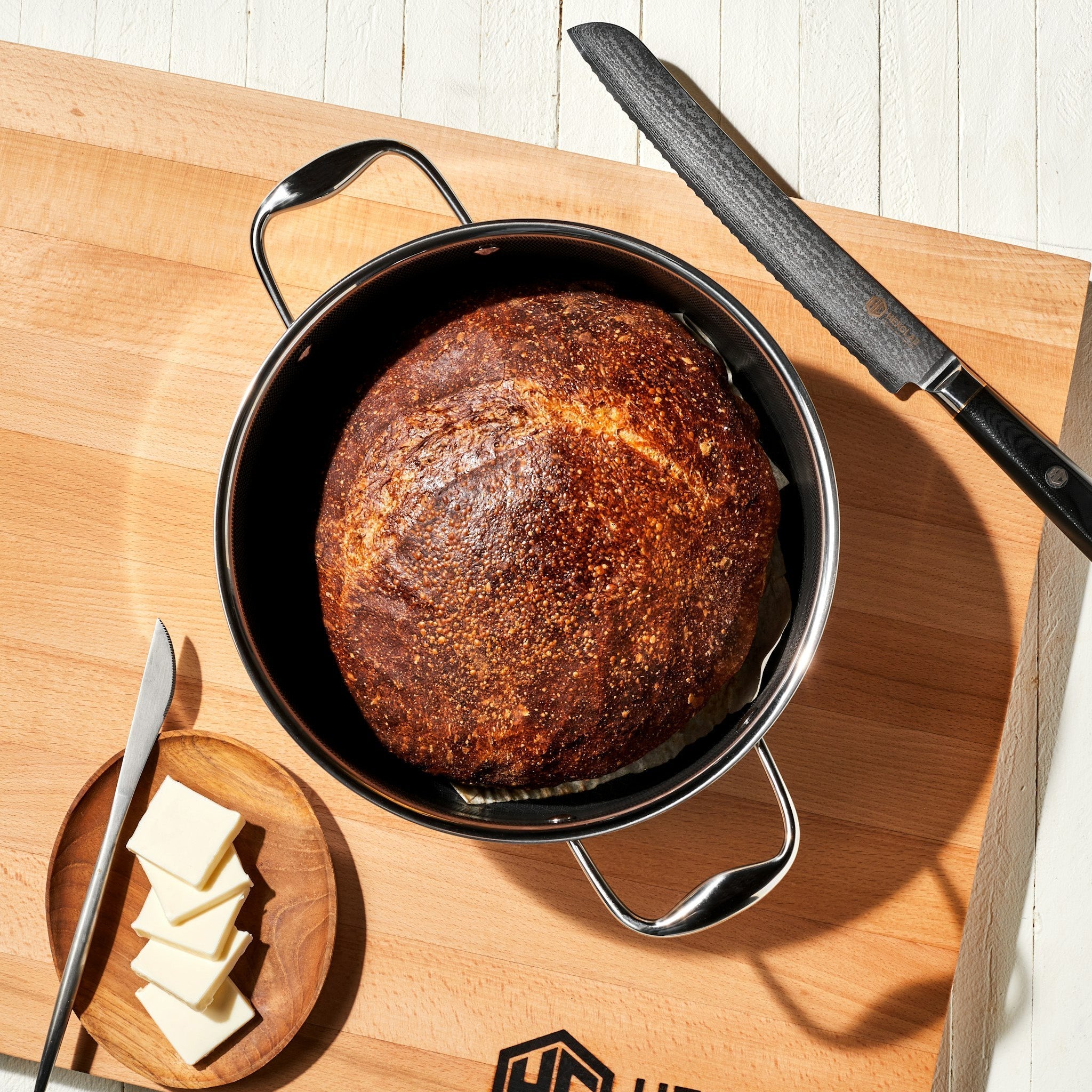Hybrid Dutch Oven, 5-Qt • HexClad