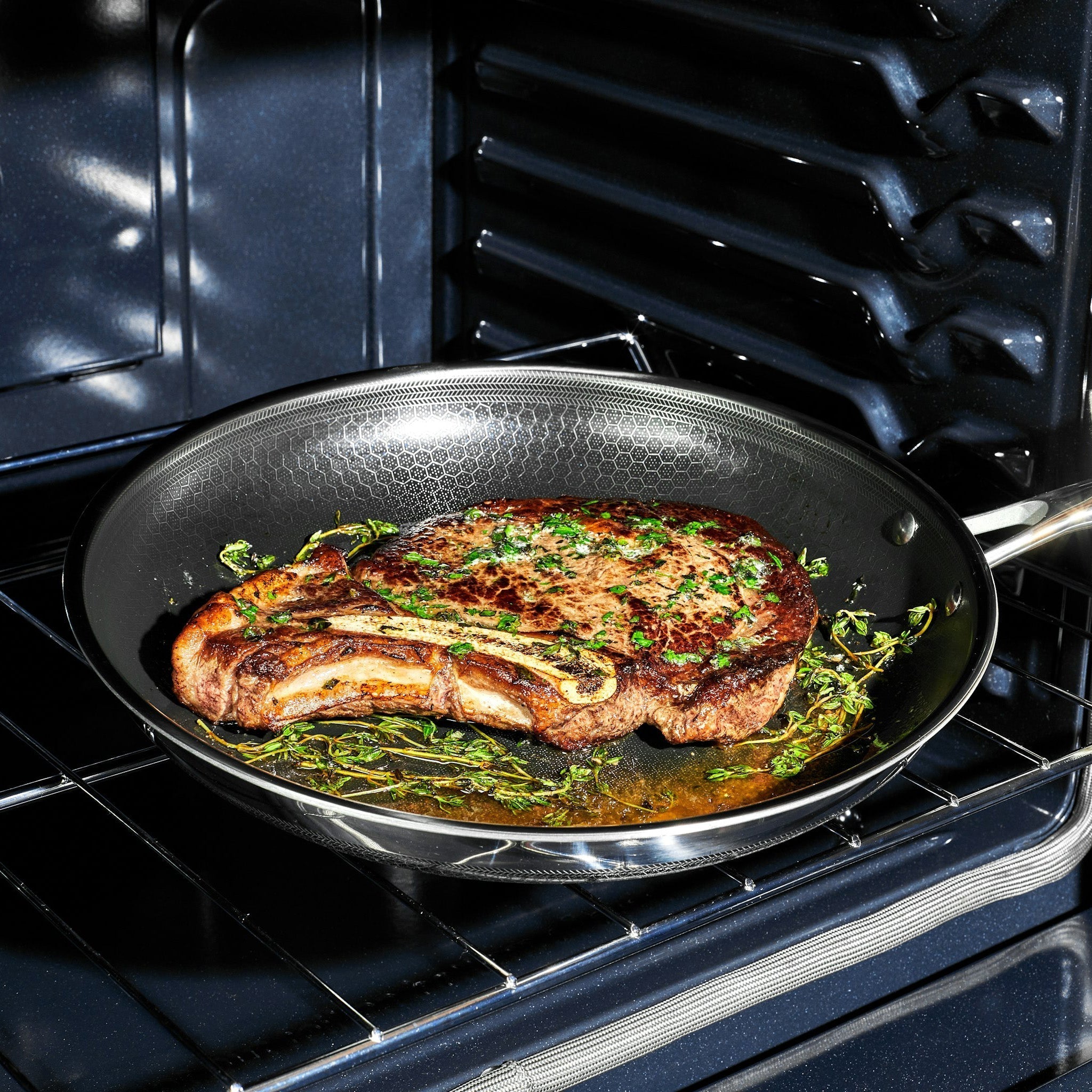 Hybrid Fry Pan with Lid, 12" • HexClad