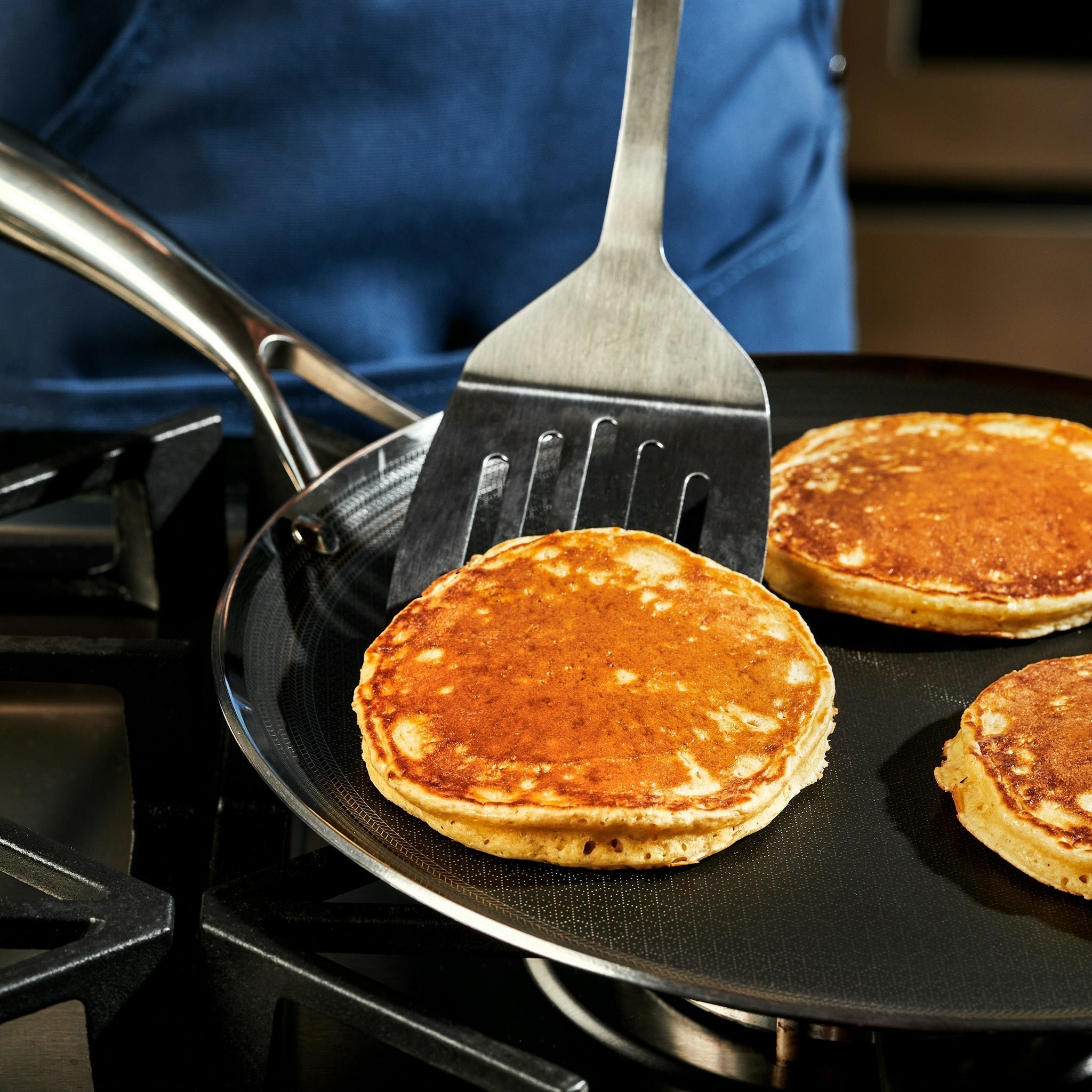 Hybrid Griddle Pan, 12" • HexClad