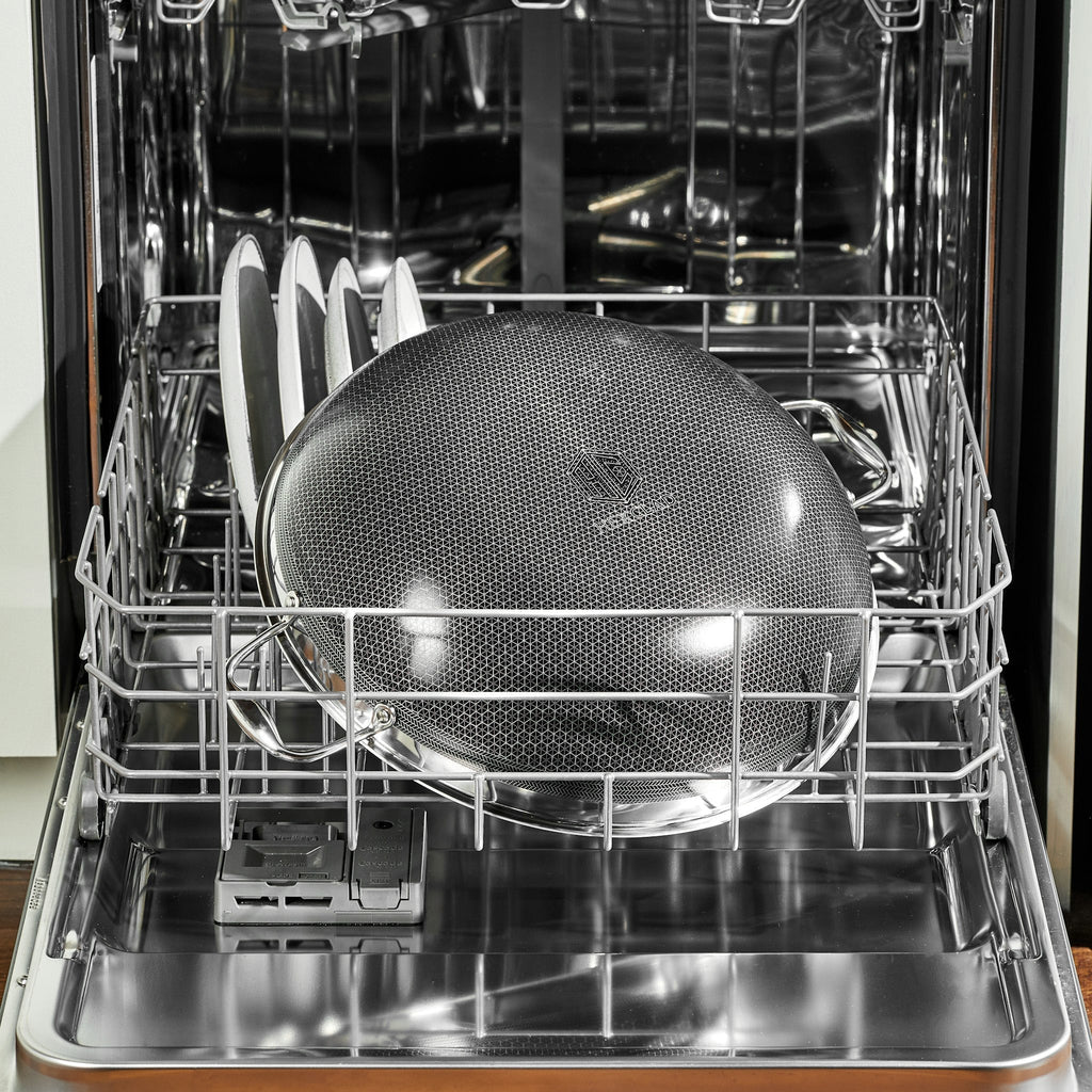 Hybrid Wok with Lid, 14" • HexClad