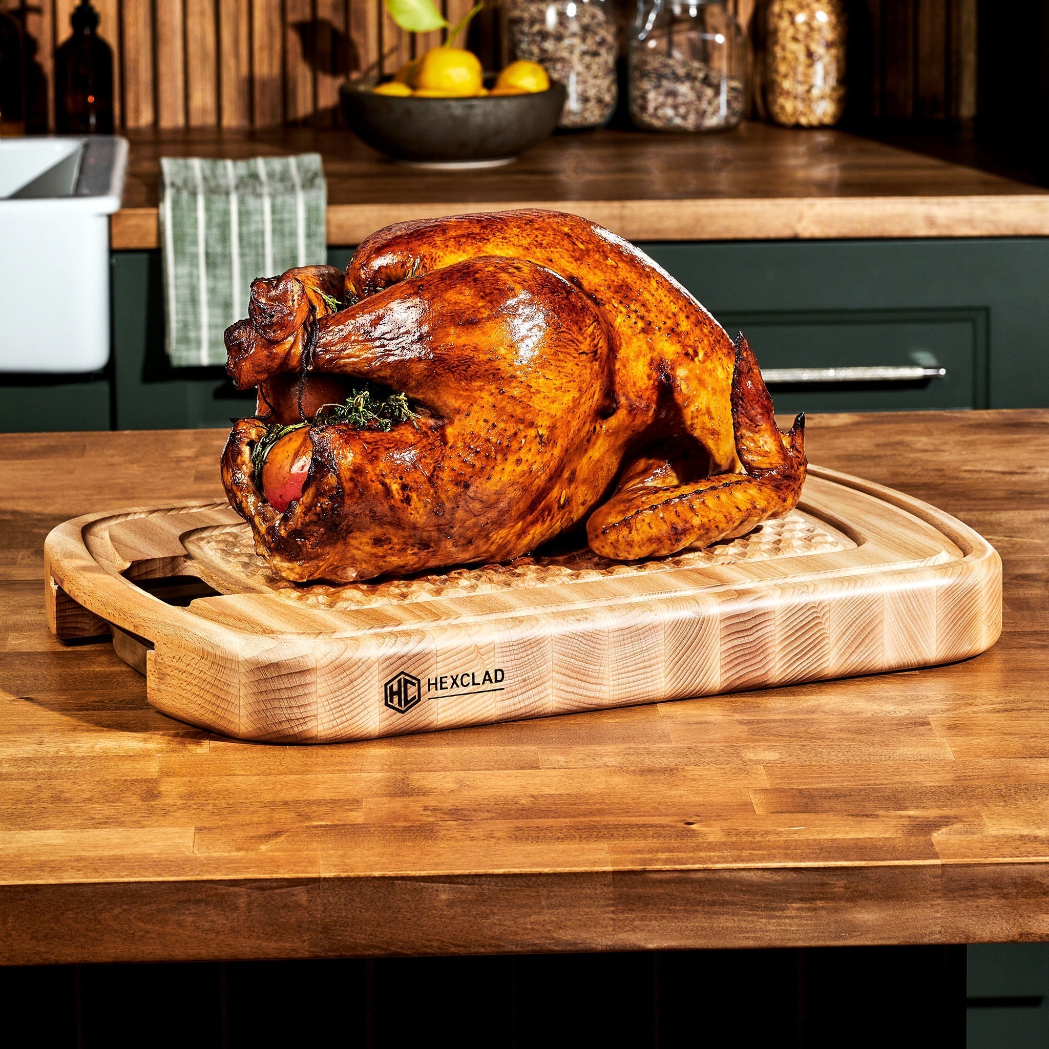Hybrid Carving & Cutting Board • HexClad