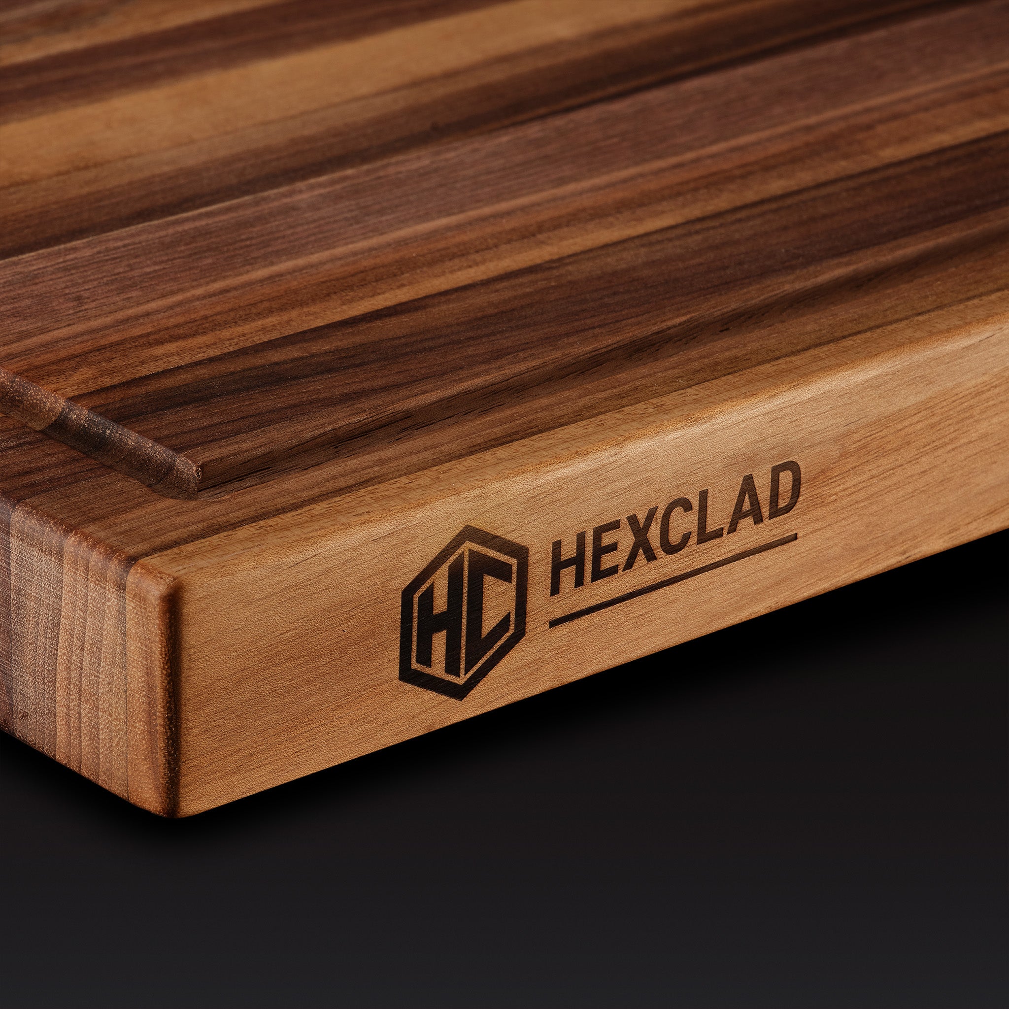Walnut Cutting Board, Large • HexClad