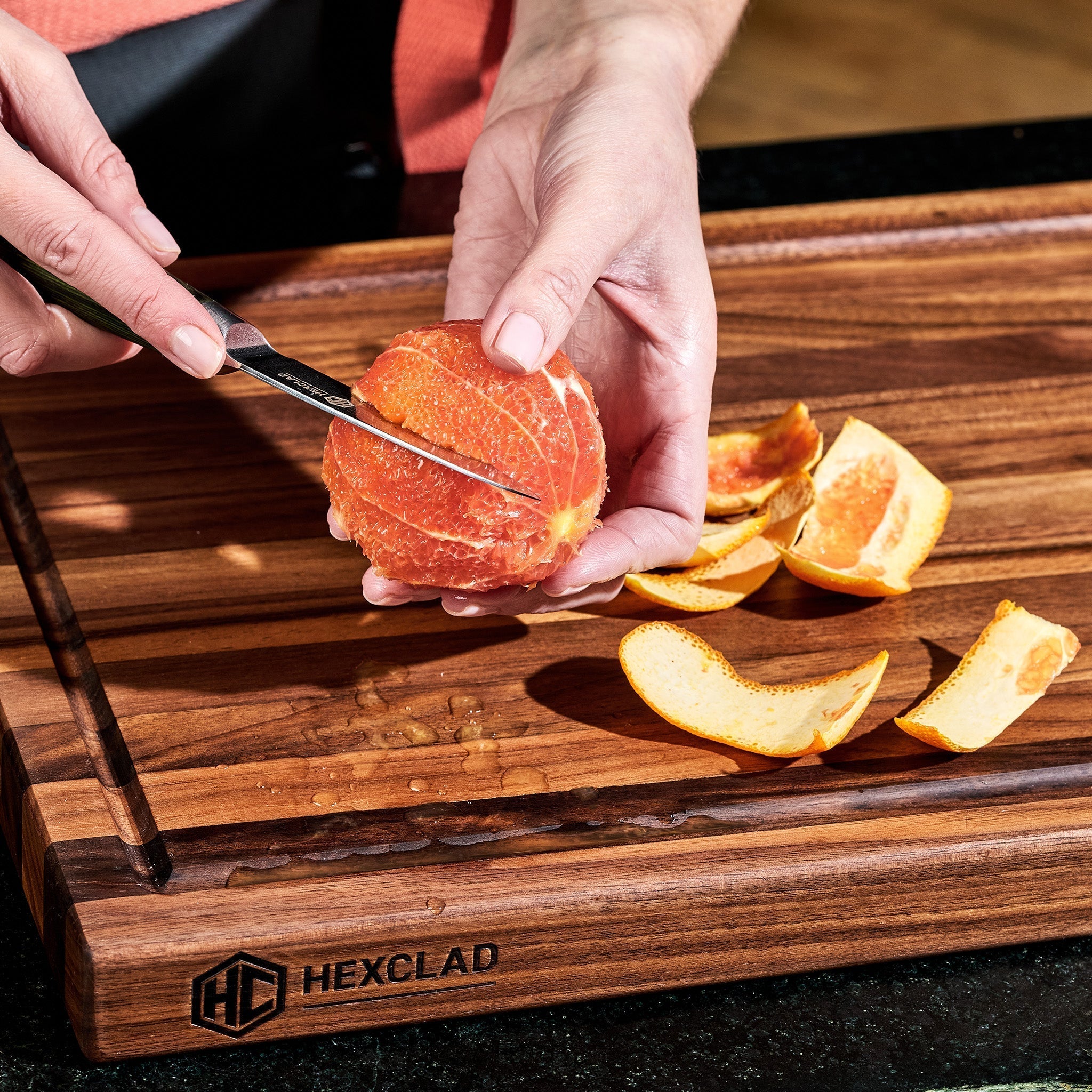 Walnut Cutting Board, Medium • HexClad