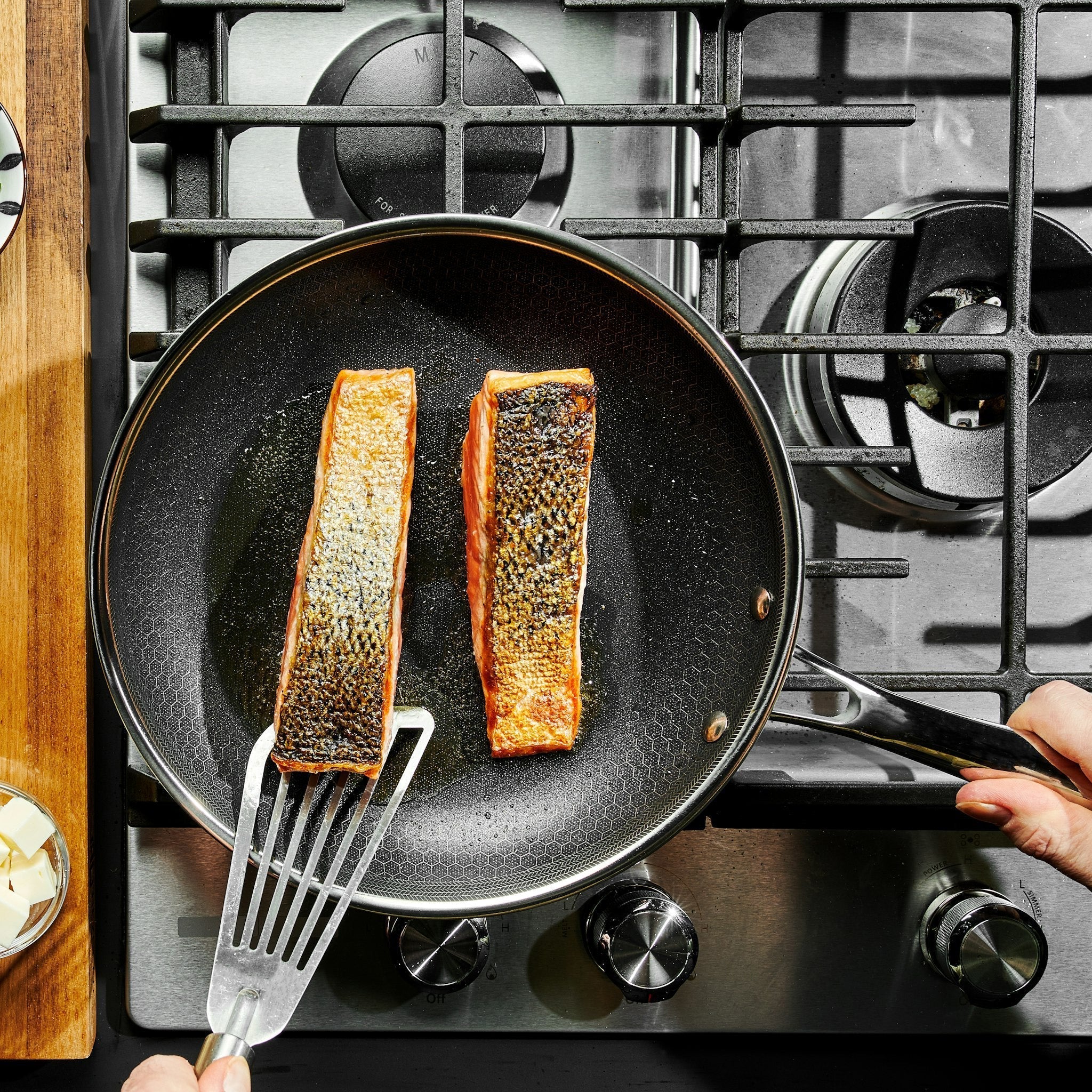 Hybrid Fry Pan, 10" • HexClad