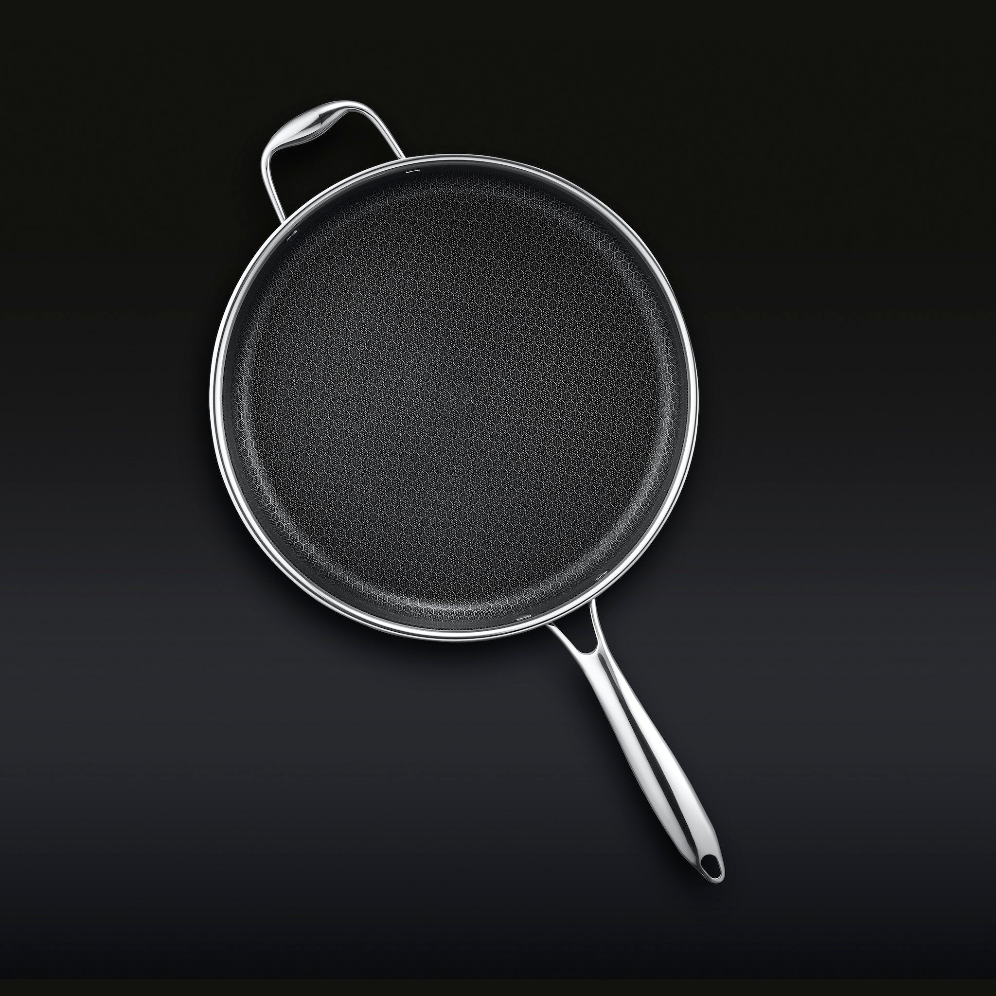 Hybrid Deep Sauté Pan with Lid, 5.5-Qt • HexClad