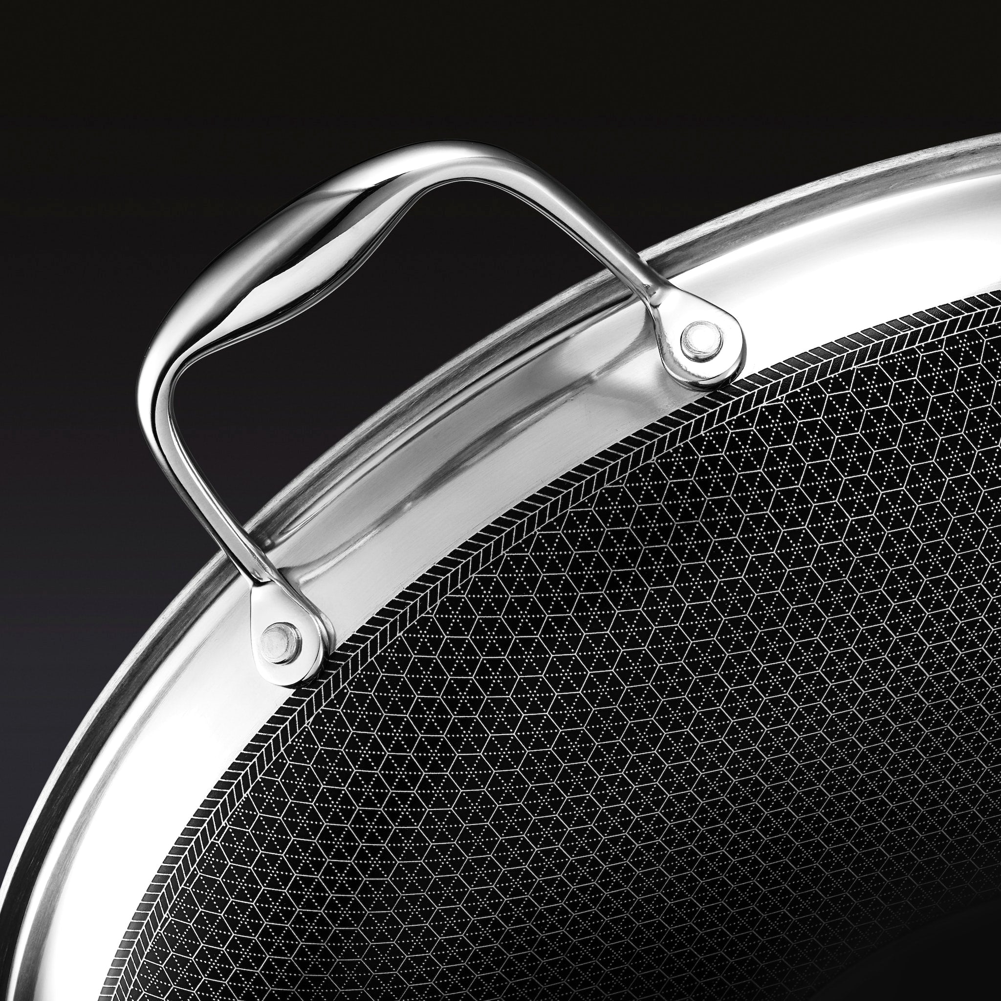 Hybrid Fry Pan with Lid, 14" • HexClad
