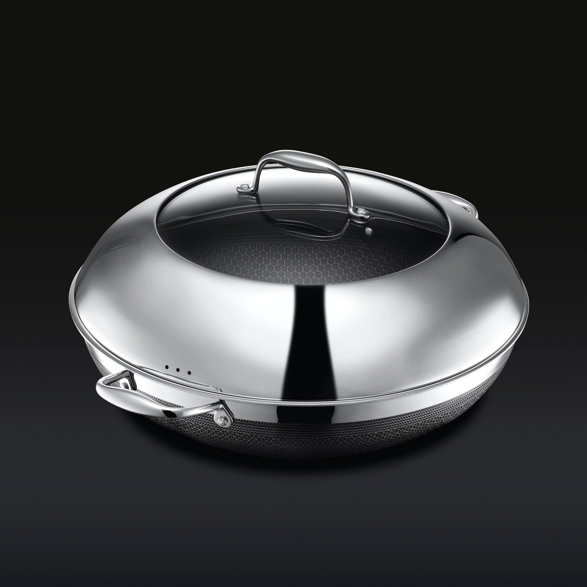 Hybrid Wok with Lid, 14" • HexClad