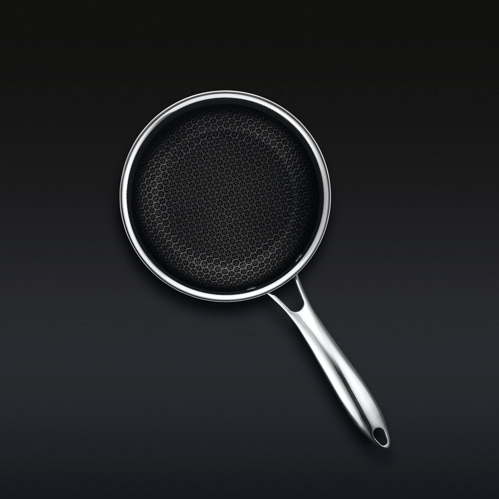 Hybrid Saucepan With Lid, 2-Qt • HexClad