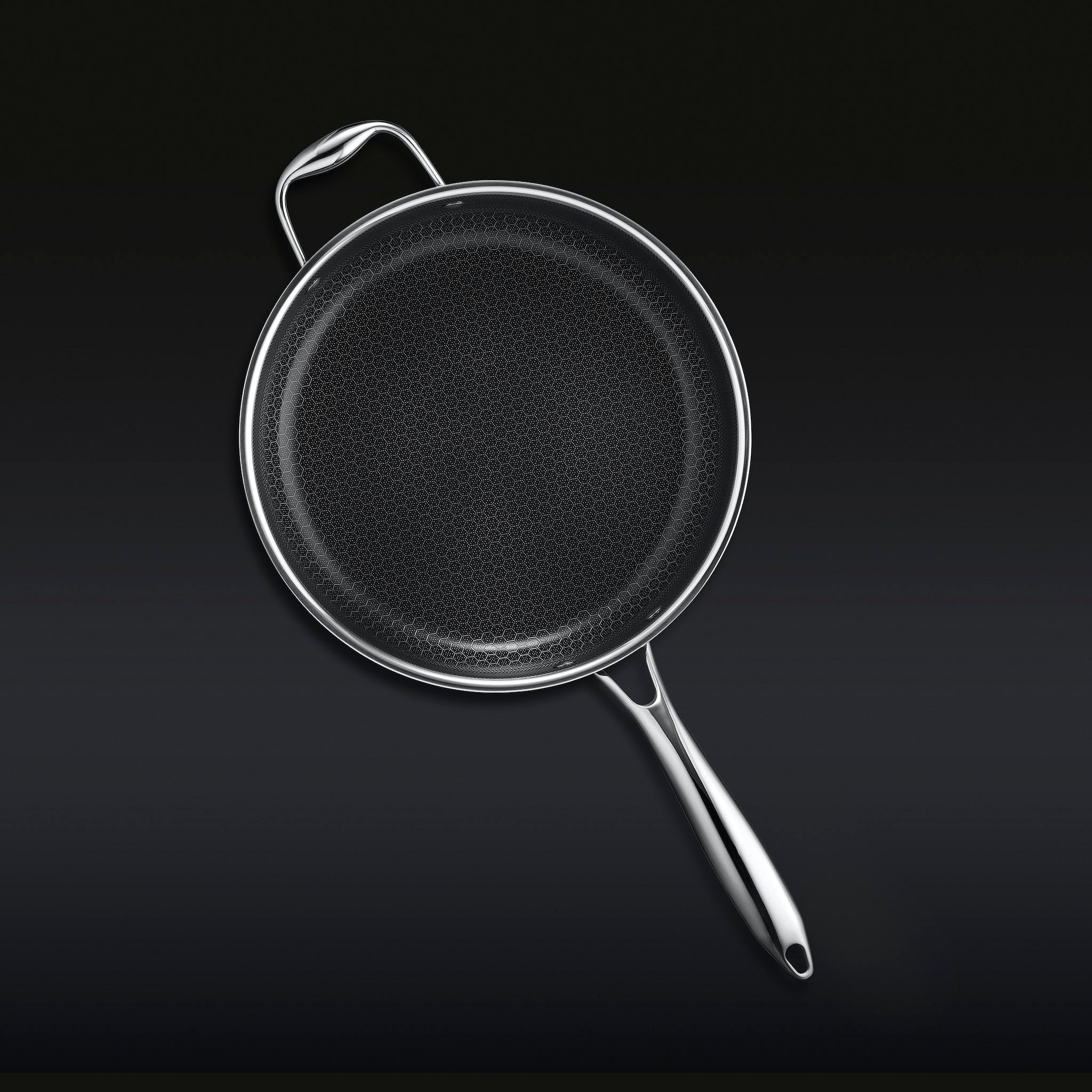 Hybrid Deep Sauté Pan with Lid, 3.3-Qt • HexClad