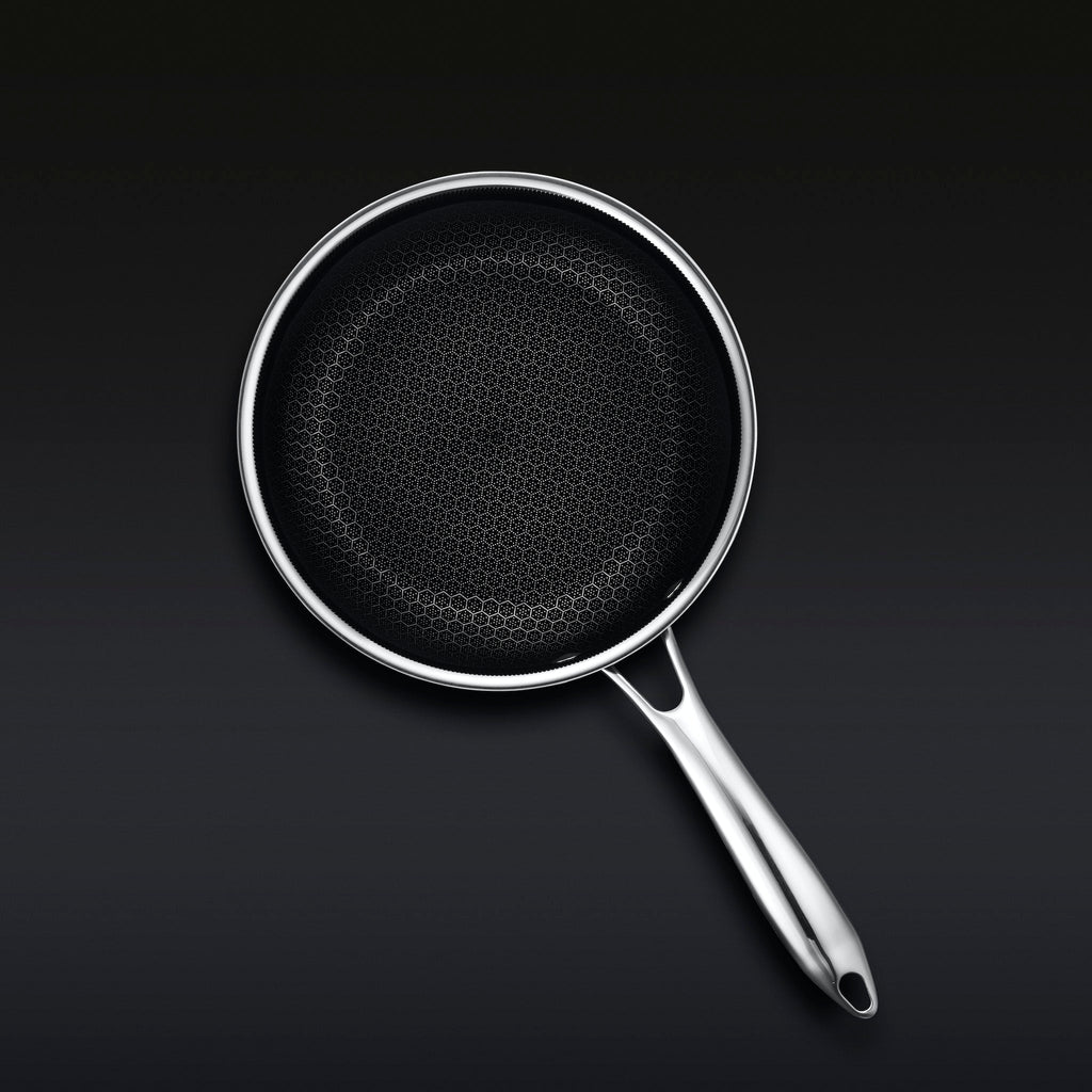 Hybrid Saucepan With Lid, 3-Qt • HexClad
