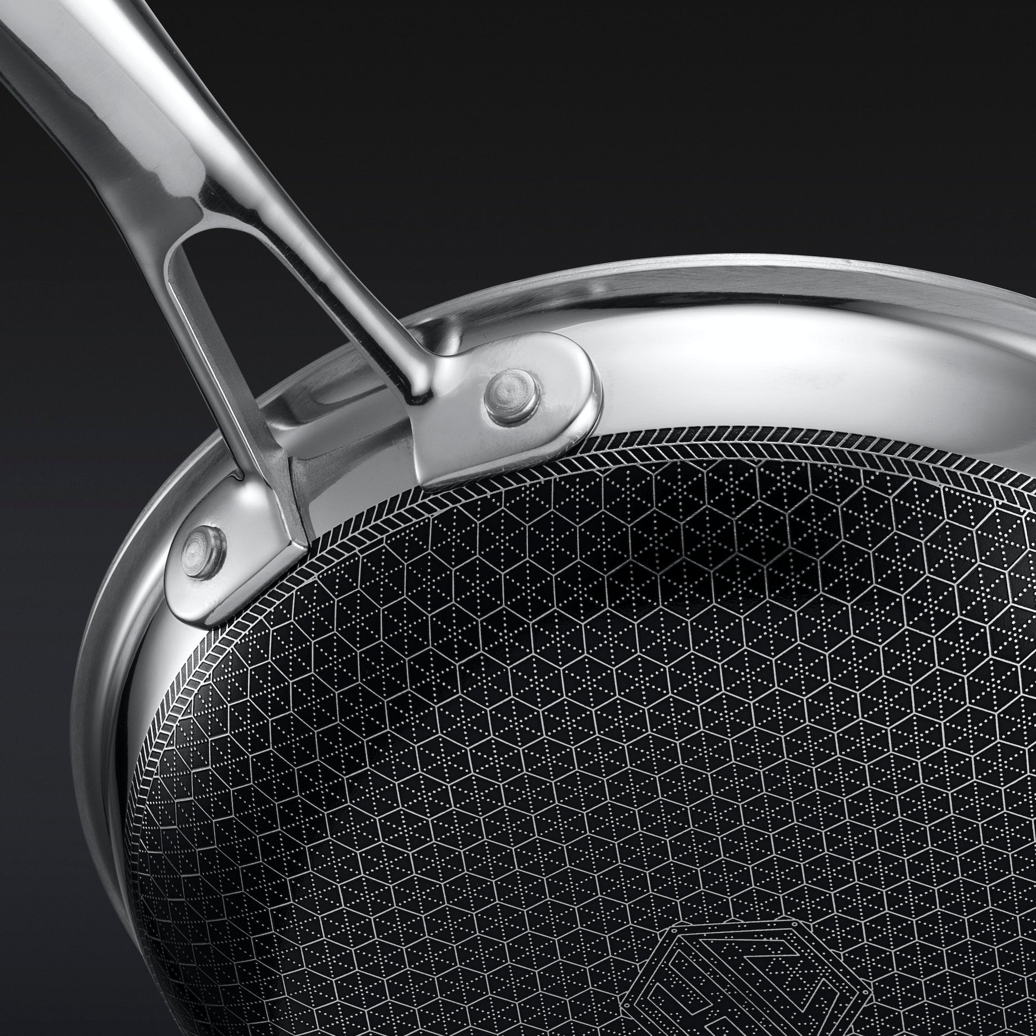 Hybrid Fry Pan, 7" • HexClad