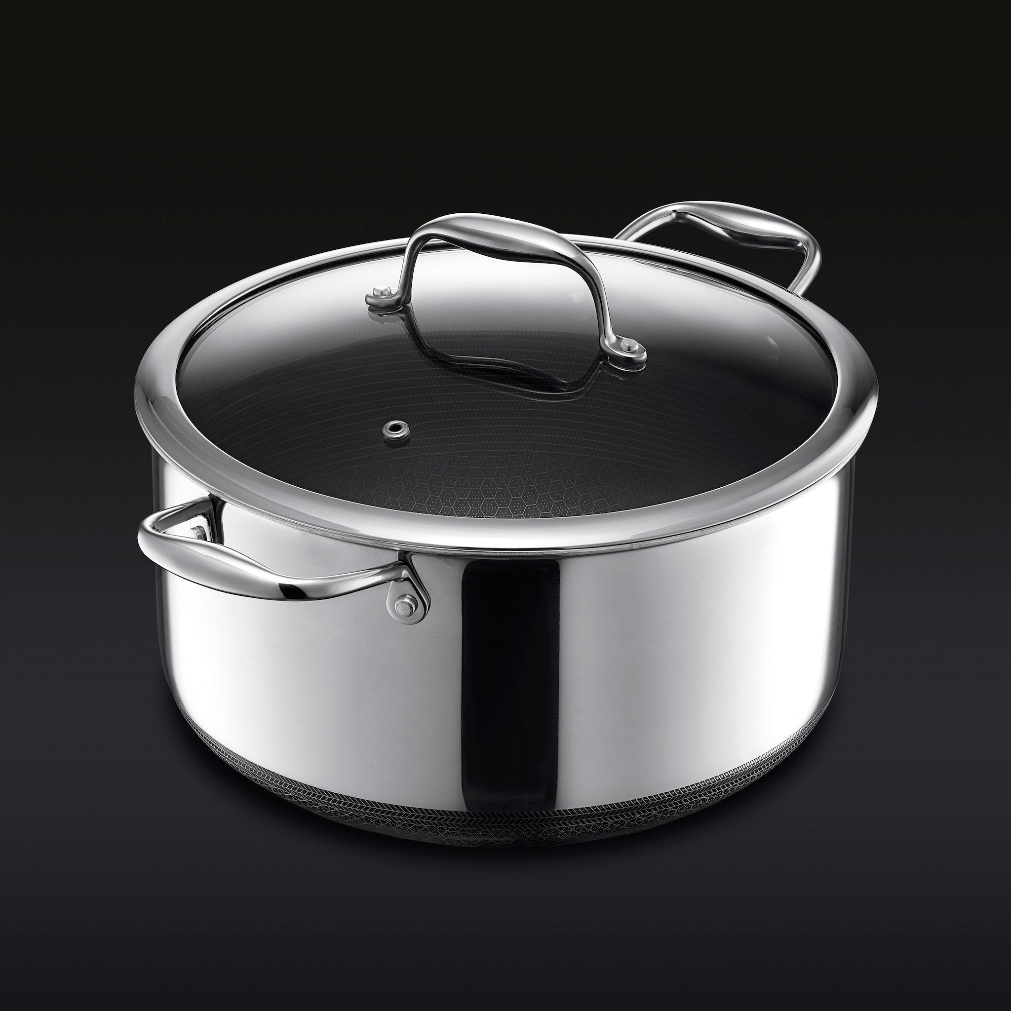 Hybrid Stock Pot With Lid, 8-Qt • HexClad