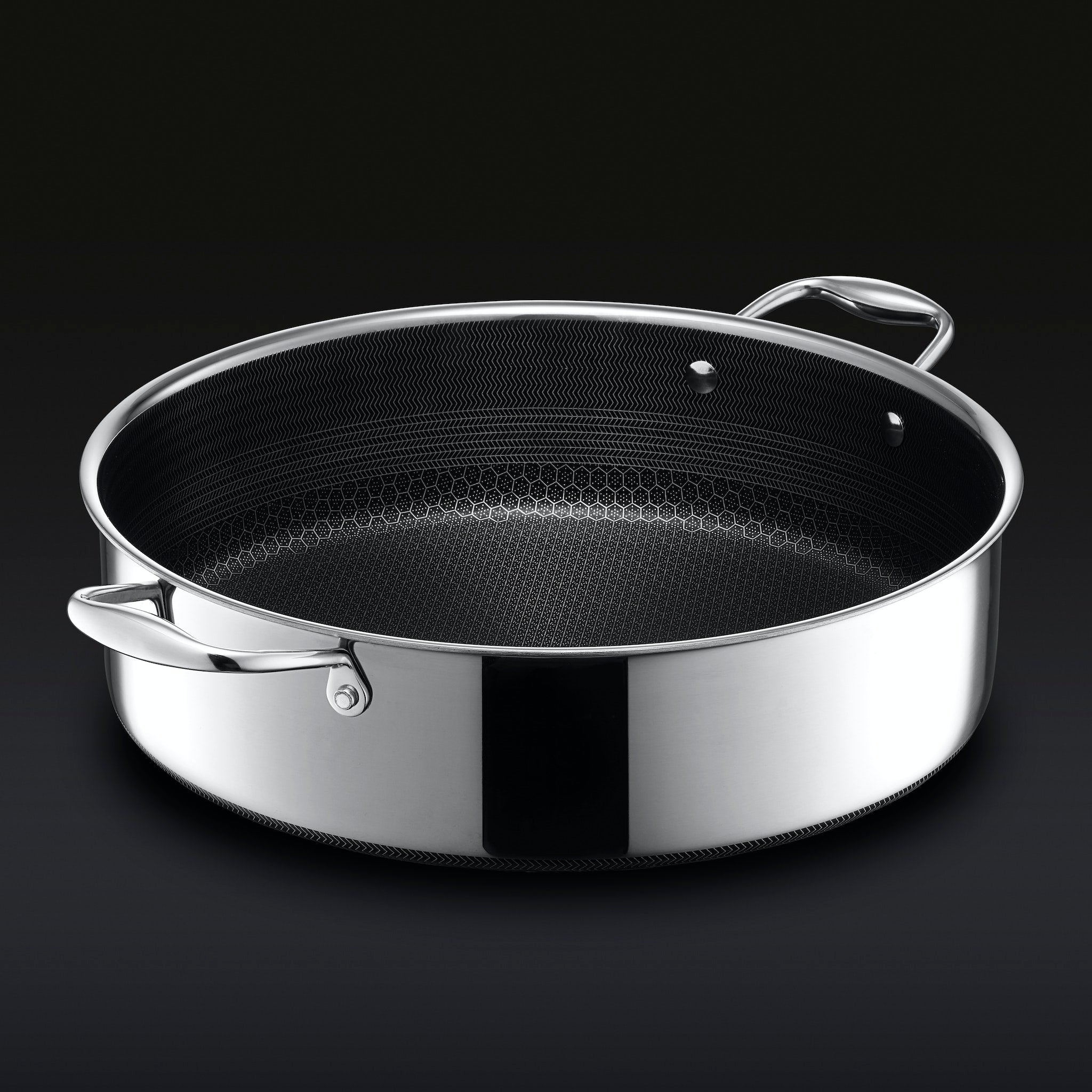 Hybrid Deep Sauté Pan/Chicken Fryer with Lid, 7-Qt • HexClad