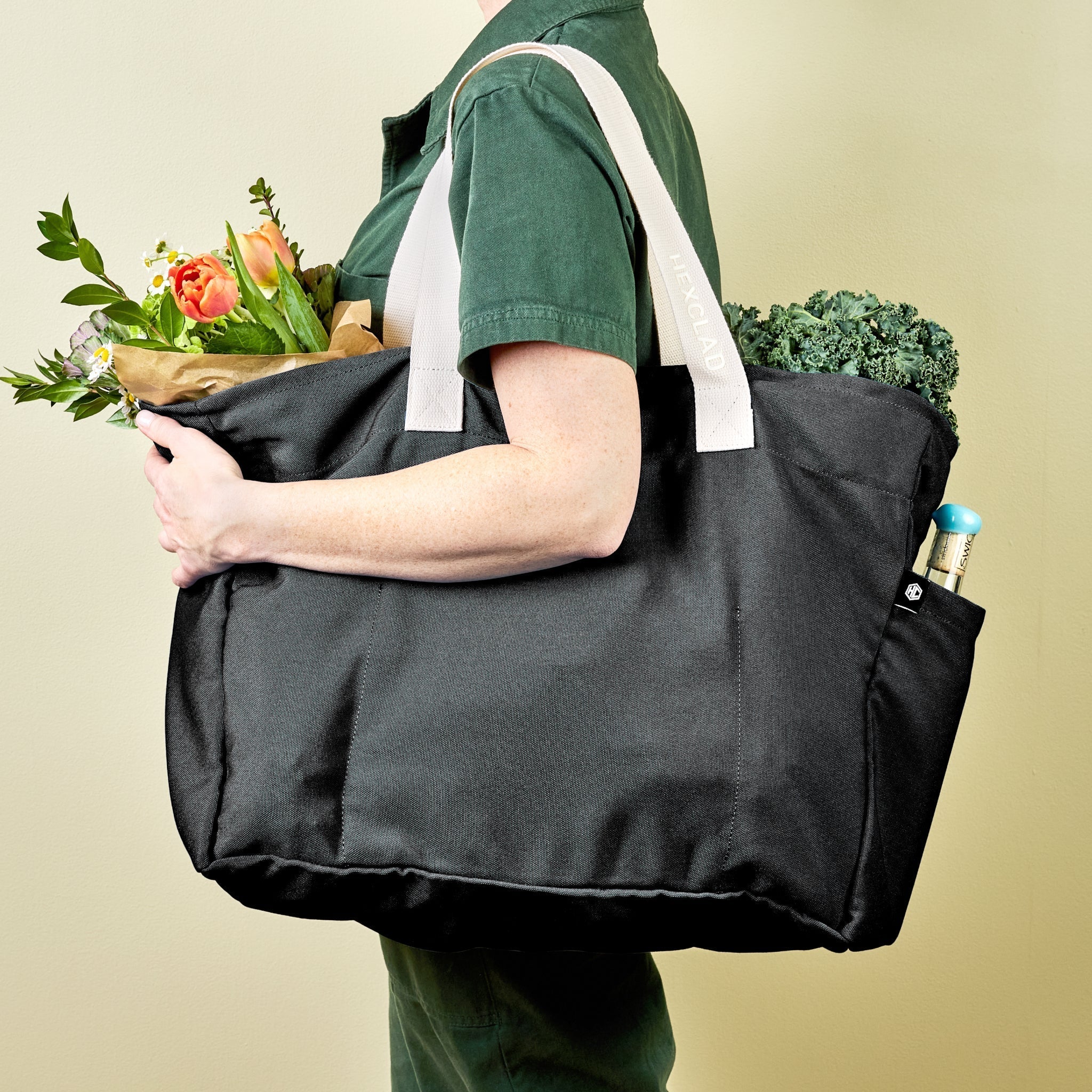 The Everything Everywhere Bag (Onyx) • HexClad