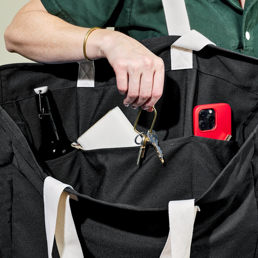 The Everything Everywhere Bag (Onyx) • HexClad