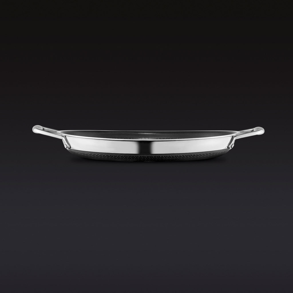 Hybrid Oval Roasting Pan, 9” x 12.5” • HexClad