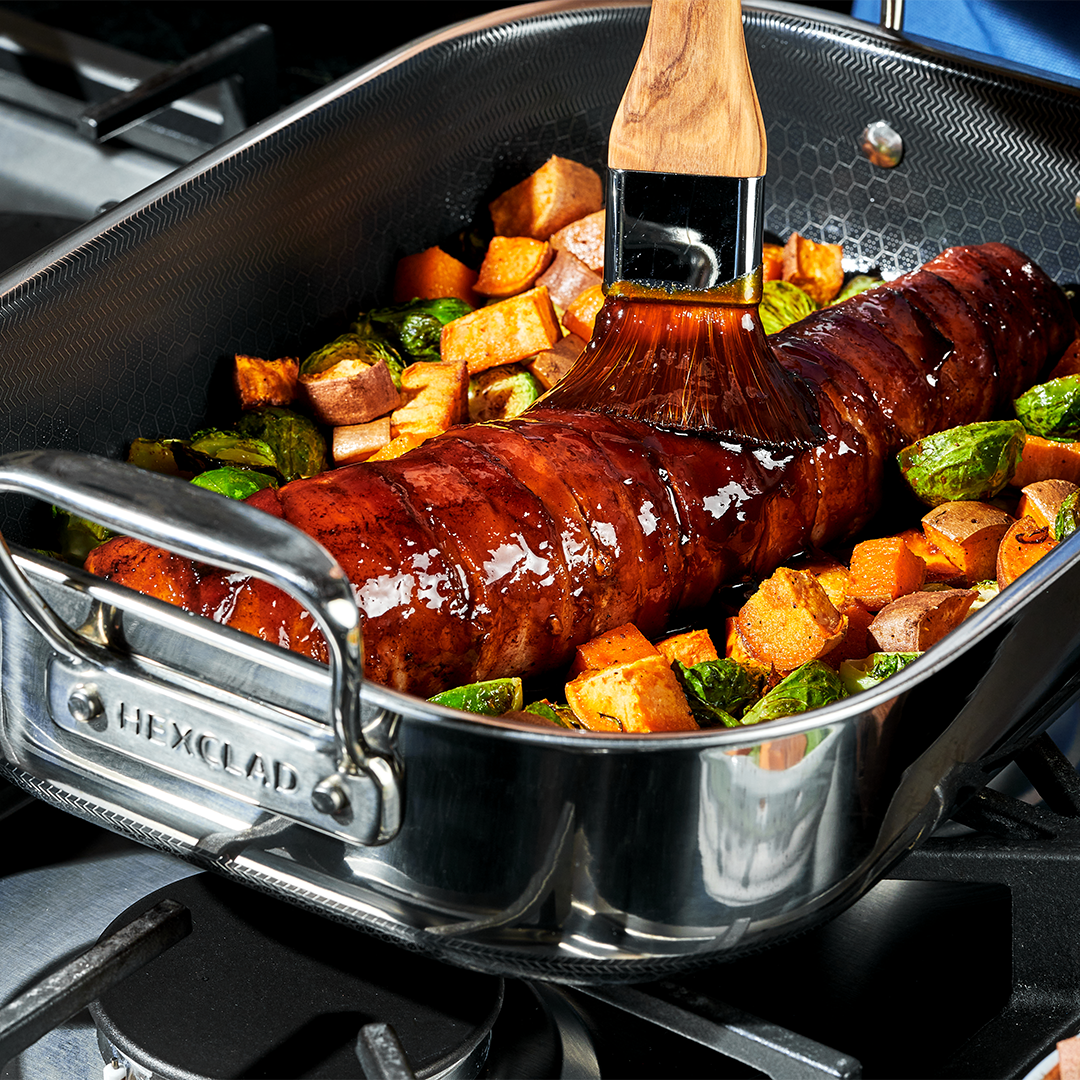 Small Hybrid Roasting Pan with Rack • HexClad
